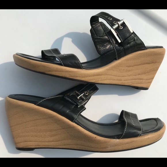 Unisa 9 black leather 2 strap 3.25” high wedge heel adjustable buckle sandals - Picture 3 of 8